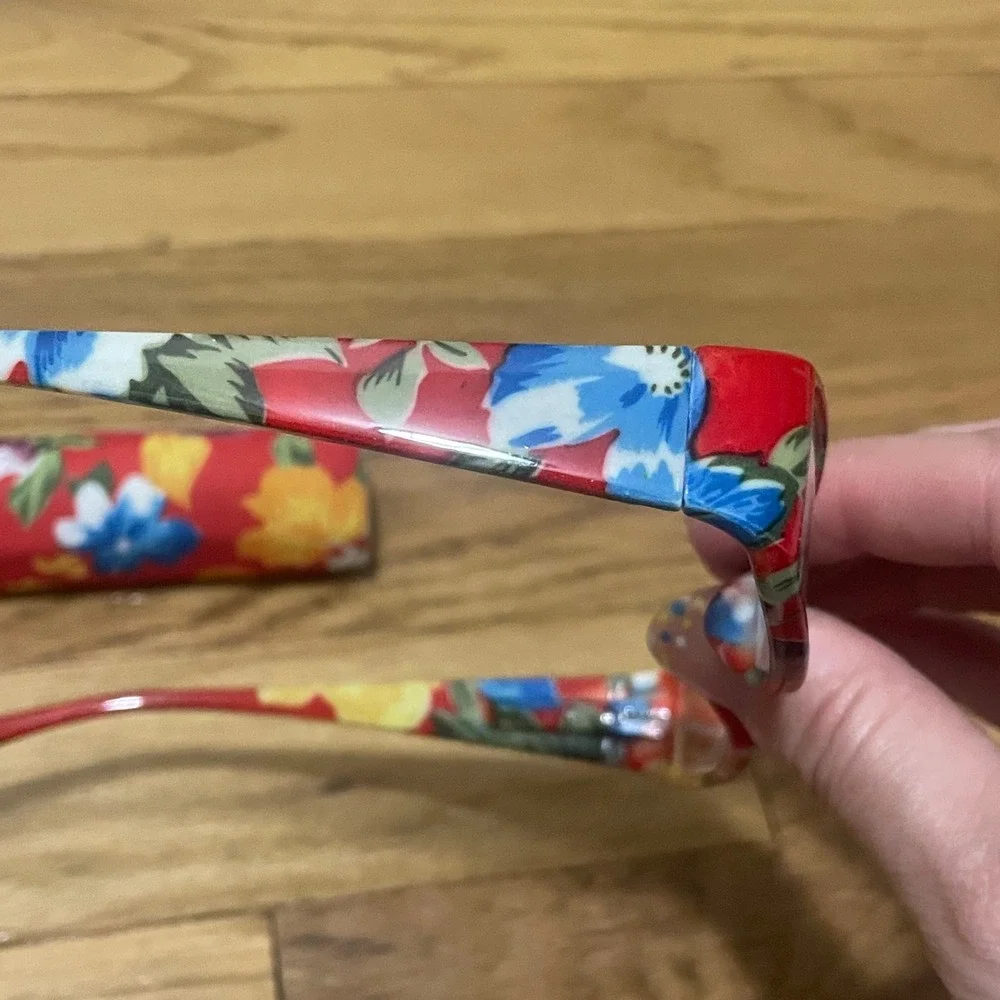 Red Floral Print Reading Glasses +3.00 Strength Rectangular Frames with Case